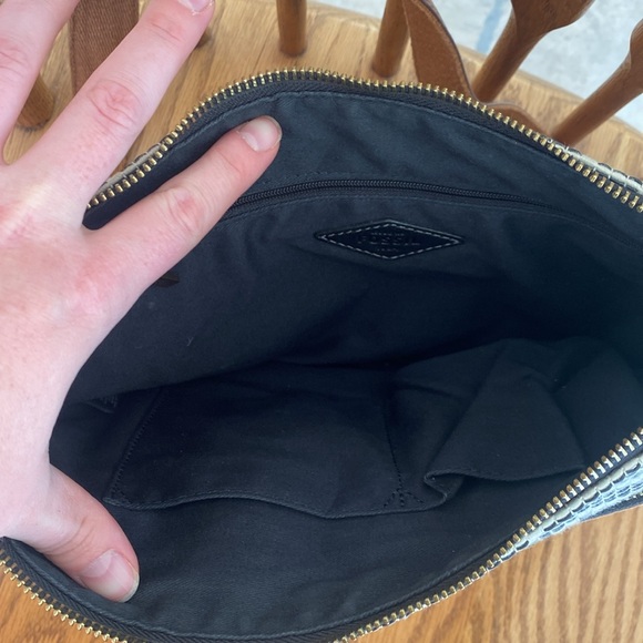 Fossil Satchel - Picture 4 of 8